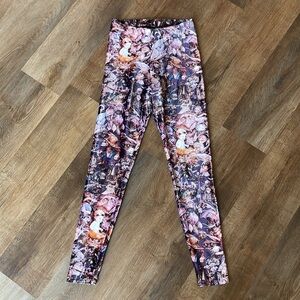 Blackmilk clothing X labyrinth high-waisted velvet legging size small